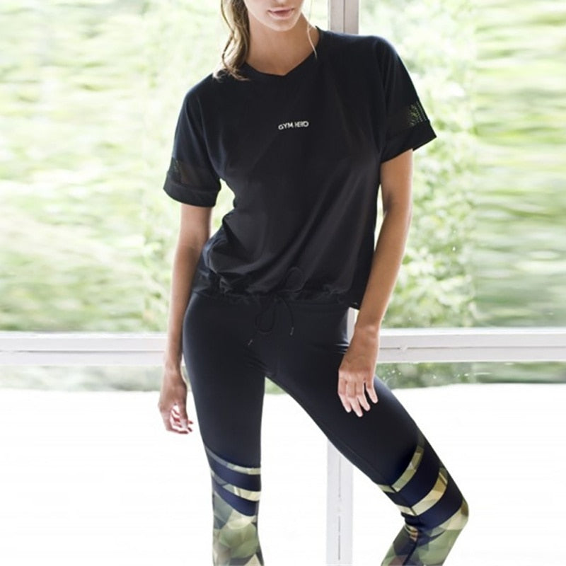 Women’s Camouflage Stripe Push-Up Fitness Leggings for Sports and Athleisure
