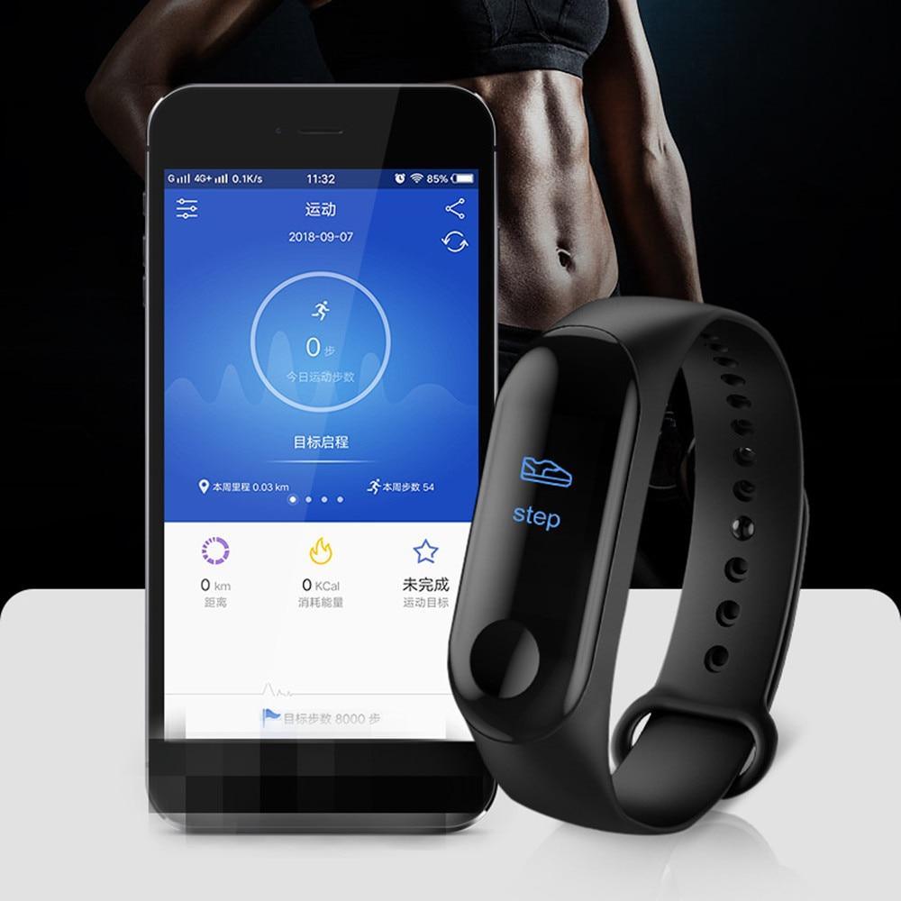 Bluetooth Sport Smartwatch for Men and Women with Fitness Tracker